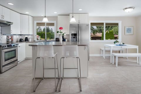 Well stocked and superbly arranged kitchen.  -Riturupa