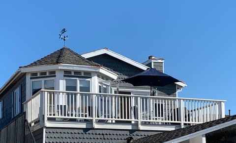 This unit has a wonderful patio.