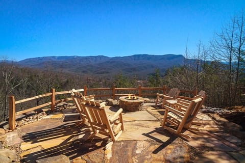 Outdoor Firepit with View