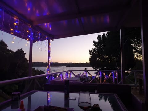 Sun downer time