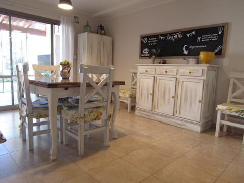 Comedor /Dining room