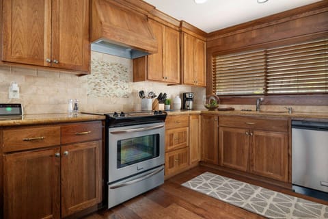 Well stocked kitchen and it was clean.  -April B.