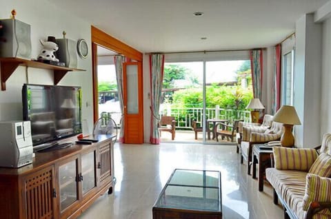 Baan Poolom - 2Br by beachfront 044