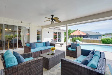 Bradenton Vacation Rental | 4BR | 2BA | 2,320 Sq Ft | 2 Steps to Enter