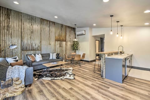 Living Area | Queen Sleeper Sofa | Twin Sleeper Sofa