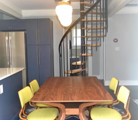 Comfortable seating for at least 4