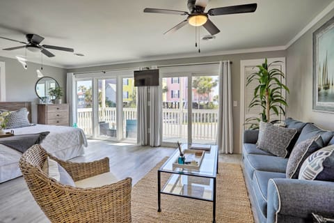 Surfside Beach Vacation Rental | Studio | 1BA | 507 Sq Ft | Stairs Required