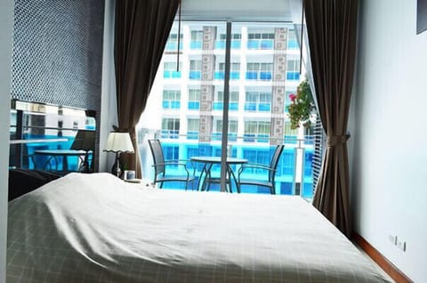 Classy 2 Br Beachfront + free wifi 006