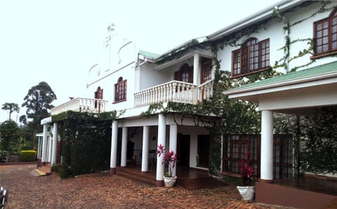 ASANTE GUEST HOUSE. B&B. MANZINI. ESWATINI.
 Your home away from home.
