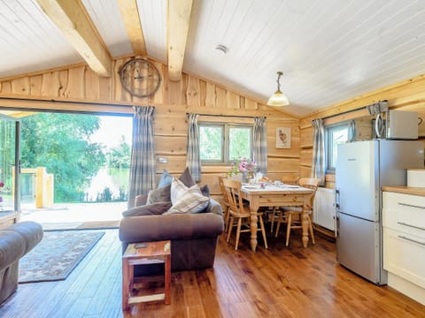 Open plan living space | Kingfisher Cabin, Croft, near Skegness