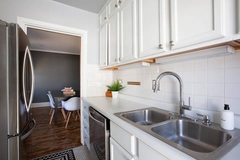 sunny, bright kitchen