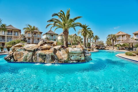 Welcome to the Beach and the BEST POOL IN DESTIN! You're 
"Not In Kansas Anymore"