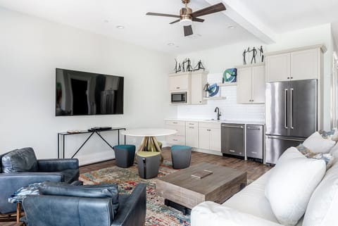 1st Floor Living Area with Pool Table and Kitchenette