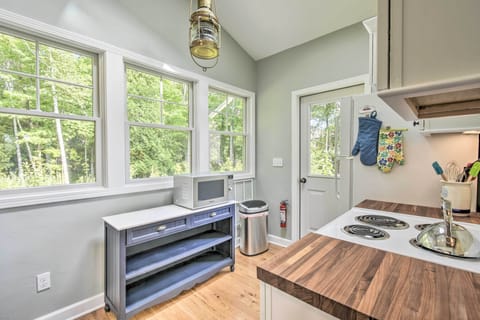 Kitchen | Cooking Basics | Dishware/Flatware