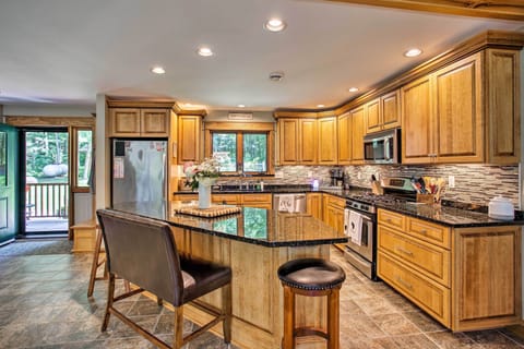 Kitchen | Blender | Coffee Maker | Cooking Basics | Spices