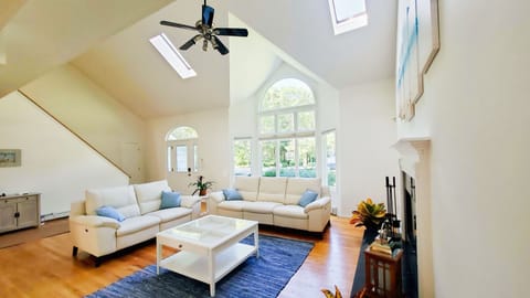 Visualize yourself relaxing in this sun-drenched open living room. 