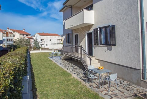 Apartment for 2 people near the beach in Mali Maj.