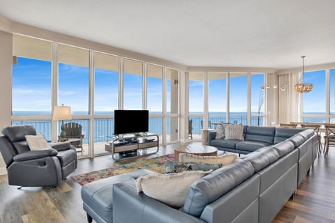 Panoramic Gulf Views