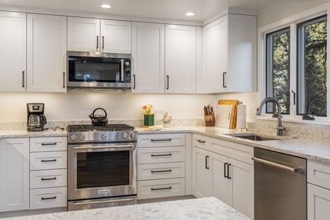 Beautifully renovated kitchen
