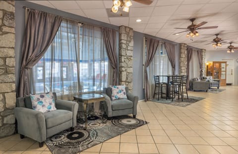 Branson_20at_20the_20Meadows_20CW_20AM_20070