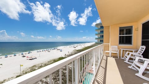 Welcome to Emerald Key #501