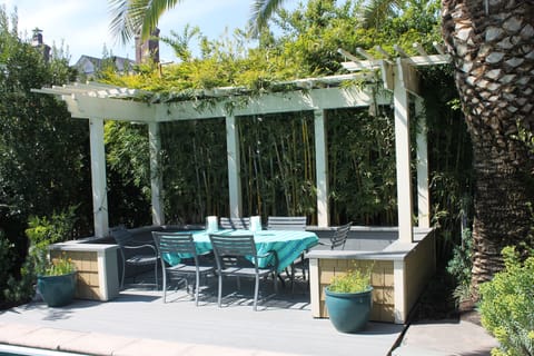 Outdoor, Shaded Dining Area
