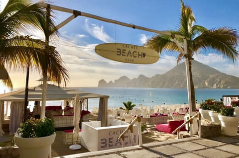 Cachet Beach at the Cabo Villas