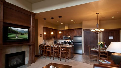 Full kitchen - all appliances included.