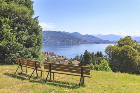 Villa Ermelinda - Baveno, Lake Maggiore - NORTHITALY VILLAS Vacation rentals
