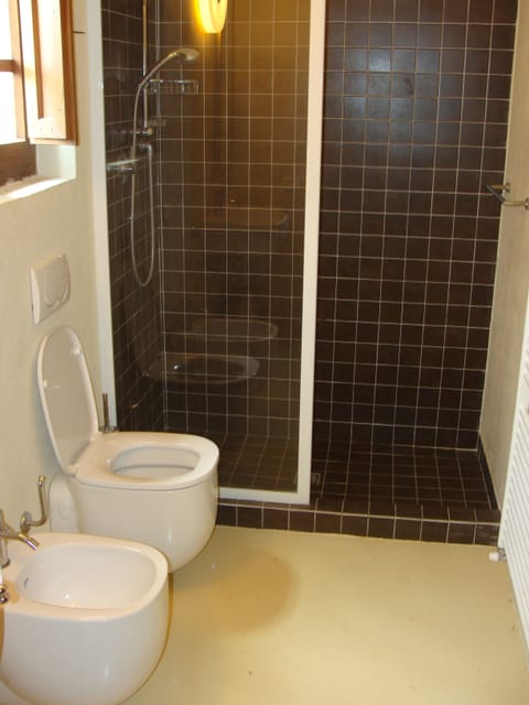 First Floor Bathroom

