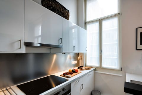 Fully-equipped Kitchen