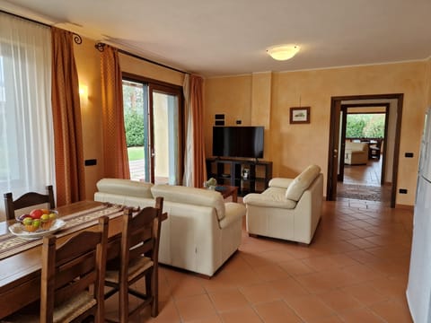 doors lead outsdie to garden