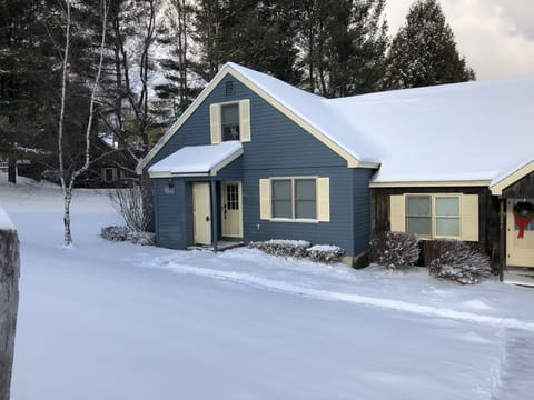 Country Village Unit 71 Winter View. 