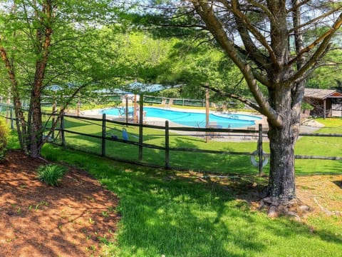 Country Village Community Pool