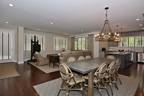 Main Level,Dining  Area,