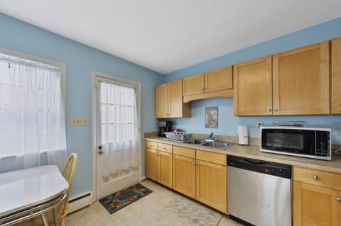 Room, Indoors, Flooring, Furniture, Kitchen