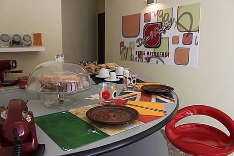 zona entrata-colazione del b&b al piano terra 