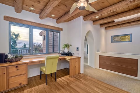 Oceanview reading room