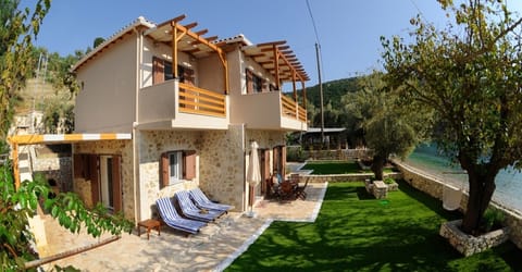 After your swim, you can enjoy your own private sunning area with 3 sun-lounges 