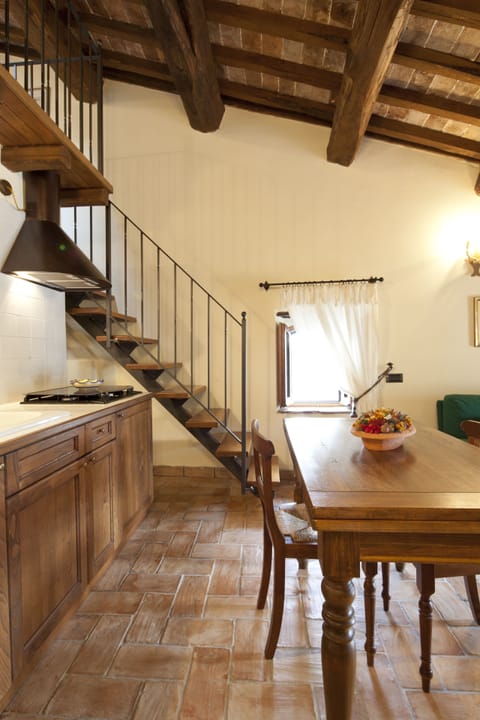 FRom Dining to upper bedroom Detais at www.leloggedisilvignano.it