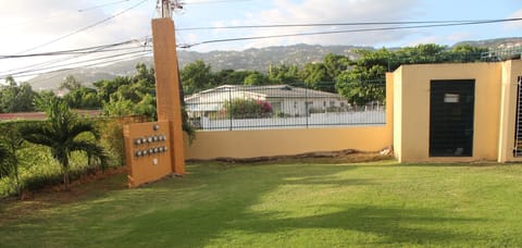Sunrise Jamaica! Your Vacation Home away from Home. 