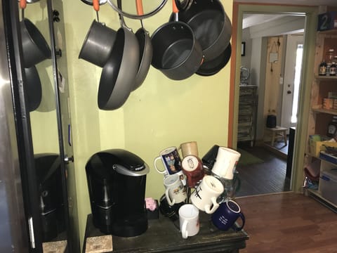 Plenty of pot and pans. Bring your favorite K-cups for the Keurig!