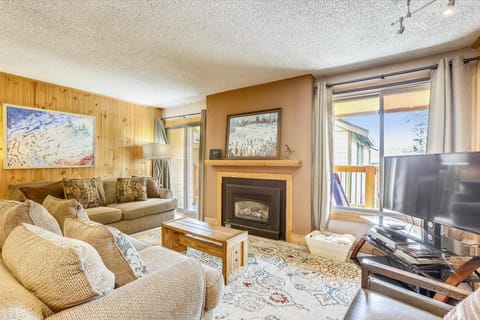 Living Room - Living room with cozy gas fireplace