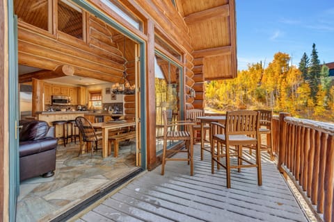 Outside Deck Main Floor