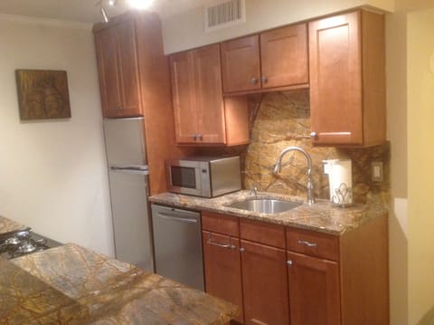 Fabulous granite in full service kitchen