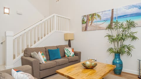 Living room / stairs