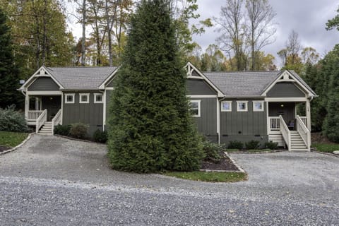 The Aspen and Dogwood