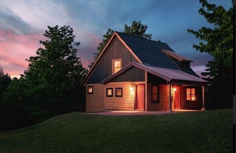 Twilight sky over the Maple View Cabin