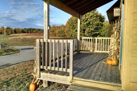 Front porch fall vibes