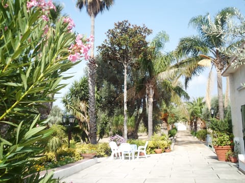 VILLA PONTICELLI